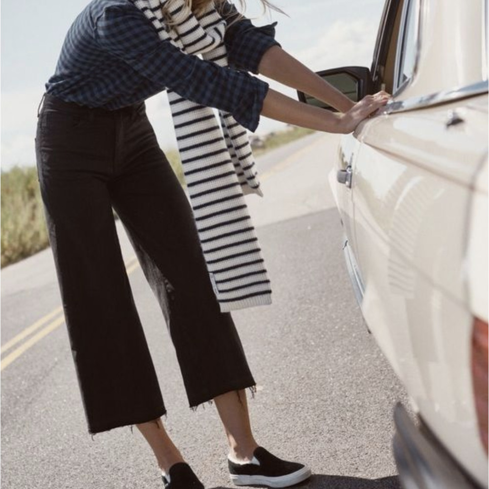 Madewell Black Wide-Leg Cropped Jeans